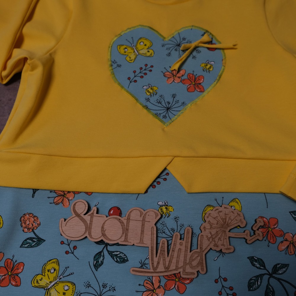 Herz Langarm-Tunika für Mädchen - GirlyShirt Gr. 98 Motiv Blumenwiese Blau