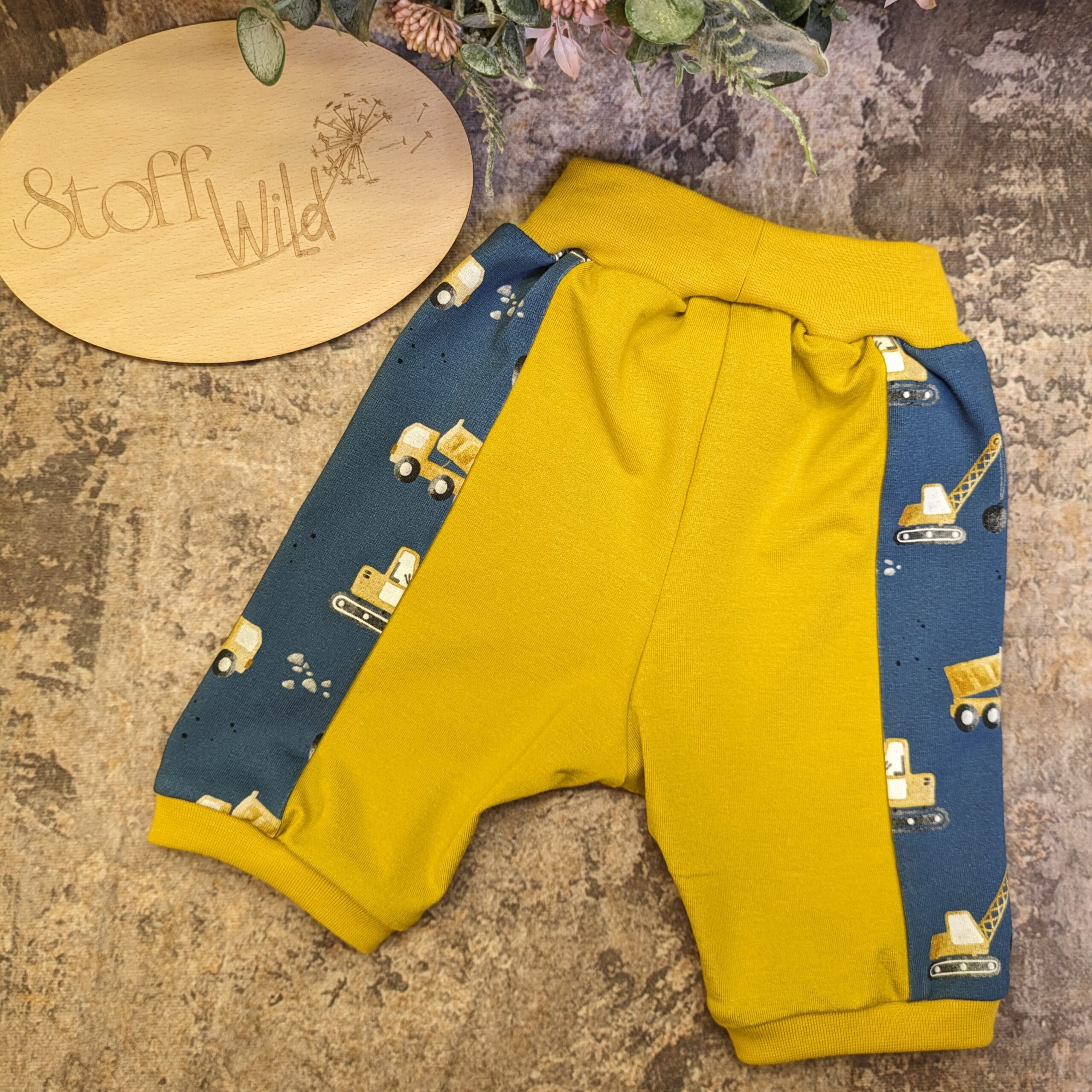 kurze Hose BAUMASCHINEN, Gr. 74/80