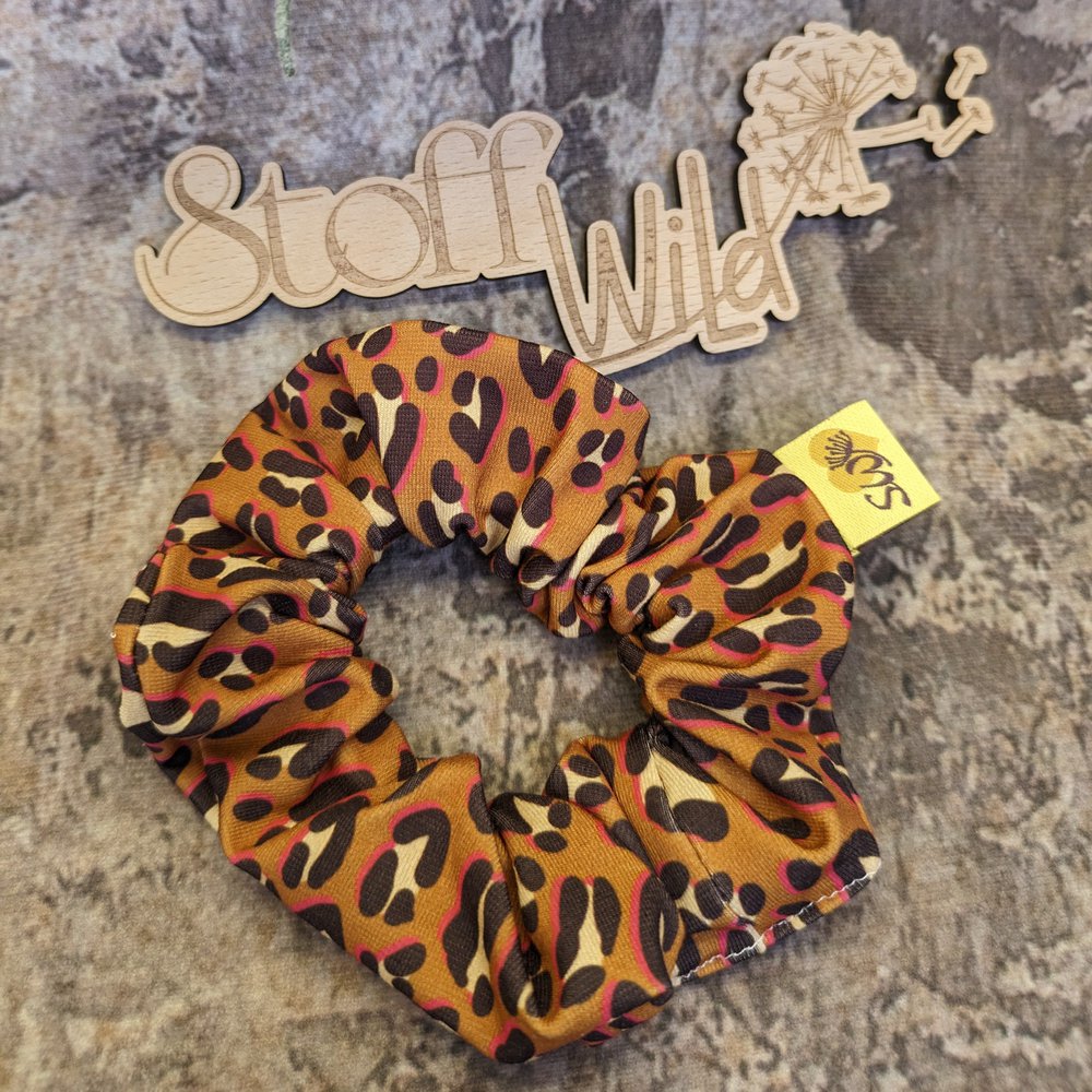 Scrunchie Leo-Love