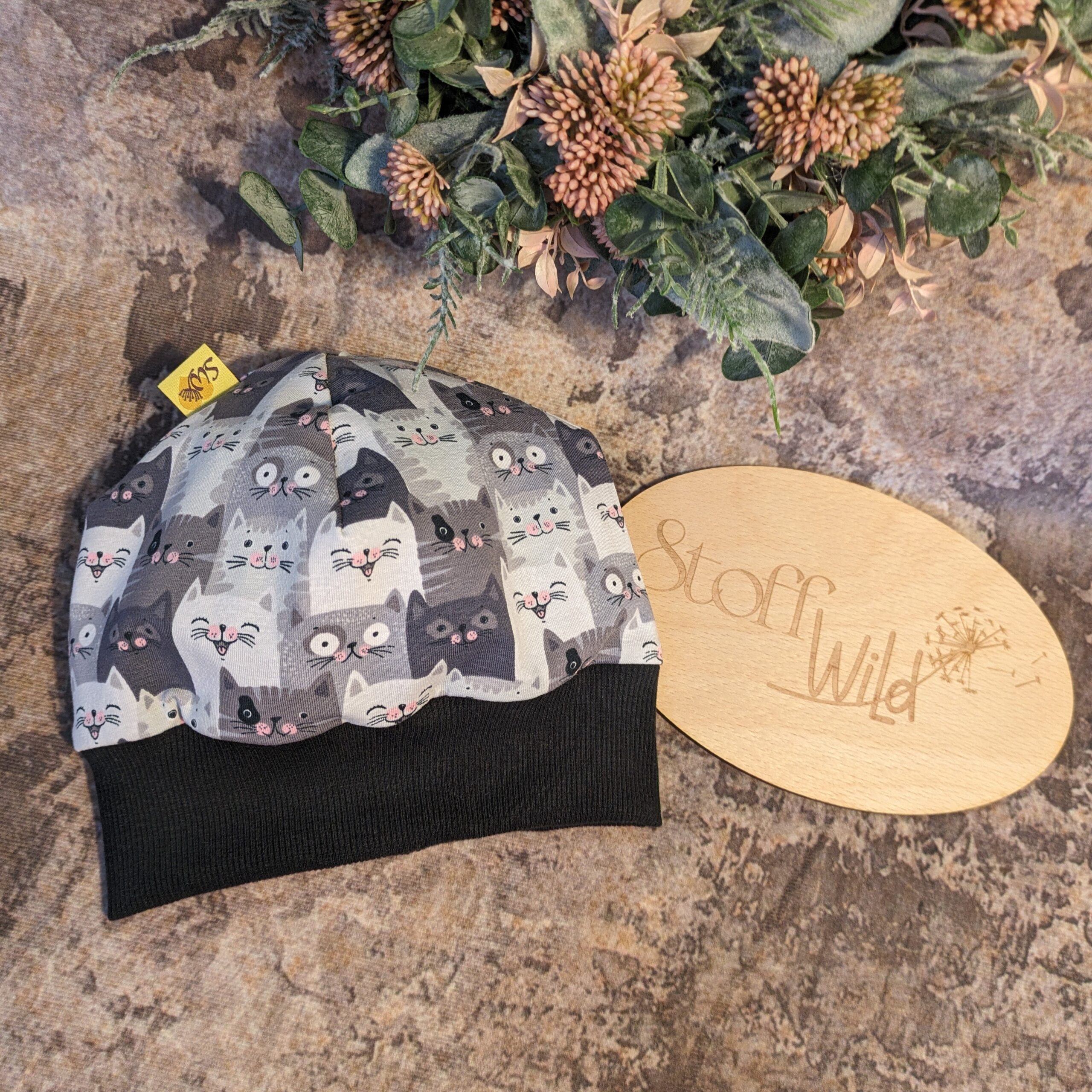 Bündchenhaube Cool Cats aus jersey mit lustigem Katzen-Motiv - mitwachsend
