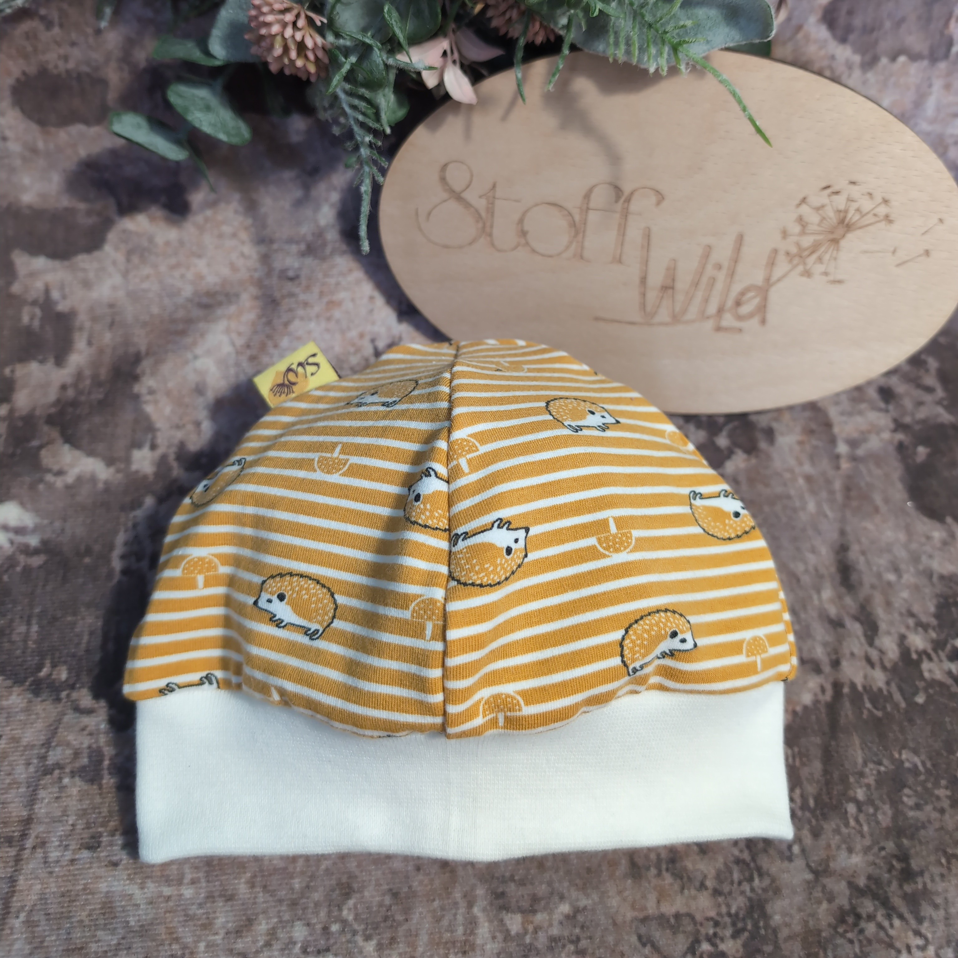 Bündchenhaube mit Igel-Motiv mit dehnbarem Bündchen - mitwachsend