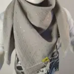 Musselin-Halstuch "Goldsprenkel" 65x65cm