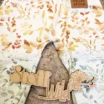 Babyhose Eukalyptus braun grün, Gr. 68-74 – Bild 3