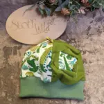 Bündchenhaube grüne Tiere, Gr. S