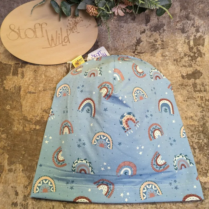 2739 Beanie Regenbogen blau, Gr. M – Bild 1