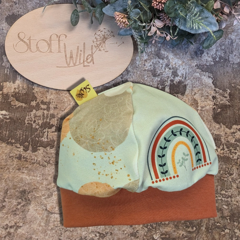 Baby-Set Gr. 68 mit Pumphose in großem Kreis-Muster mint-beige-orange-braun und Mütze mit Regenbogen-Applikation, rostfarbene Bündchen, stoffwindelfreundlich, handgefertigt