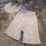 Individuelle Estrella-Hose (Gr. 86–140) aus weichem Bio-Jersey, Musselin oder French Terry, mit dehnbaren Bündchen an Bund und Beinen, stoffwindelfreundlich und nach deinen Wünschen gestaltbar – handgefertigt in Österreich