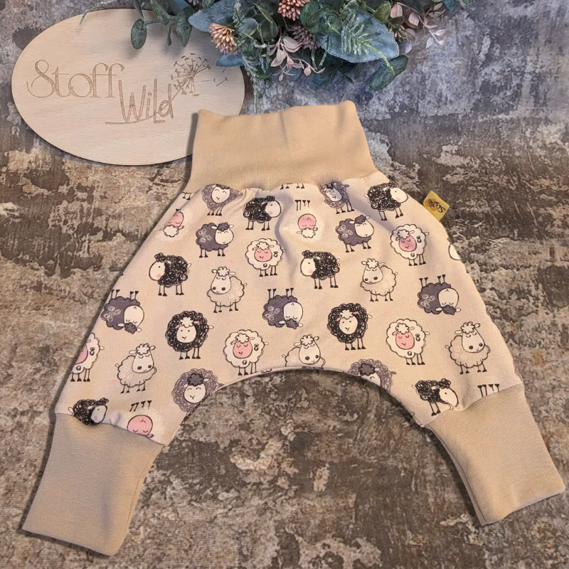 bequeme Jersey-Pumphose mit Schafen für Babys