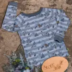 Individuelles Raglan-Shirt ‚Estrella‘ (Gr. 86–140) aus weichem Bio-Jersey oder French Terry, mit elastischen Bündchen an Hals und Ärmeln, personalisierbar mit Mustern oder Applikationen – handgefertigt in Österreich für maximalen Tragekomfort und einzigartigen Stil