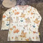 Individuelles Baby Diamond-Shirt Gr. 50–92 aus weichem Bio-Jersey, mit Bündchen an Hals und Ärmeln, personalisierbar mit Motiven oder Applikationen, handgefertigt in Österreich